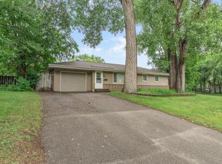 5901 6th St NE, Fridley, MN 55432