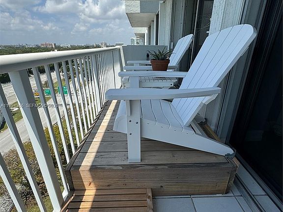 2nd image of 150 SE 25th Rd APT 11L