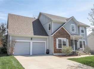 11515 Gillette St, Overland Park, KS 66210