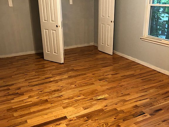 3rd image of 31 Marion Ave