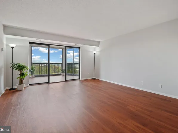 5901 Mount Eagle Dr APT 1417, Alexandria, VA 22303