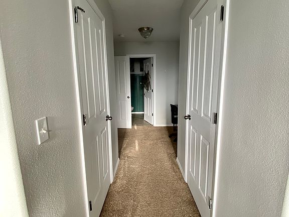 2nd image of 1923 E Shortline Dr