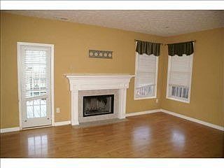 4th image of 8918 Sommerwood Dr