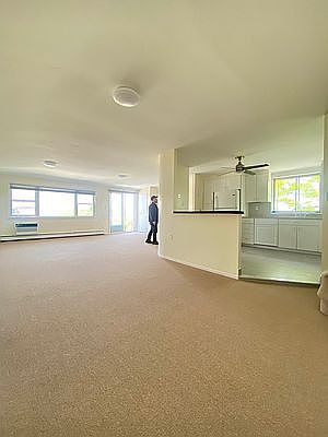 3rd image of 1276 E 69th St APT 3