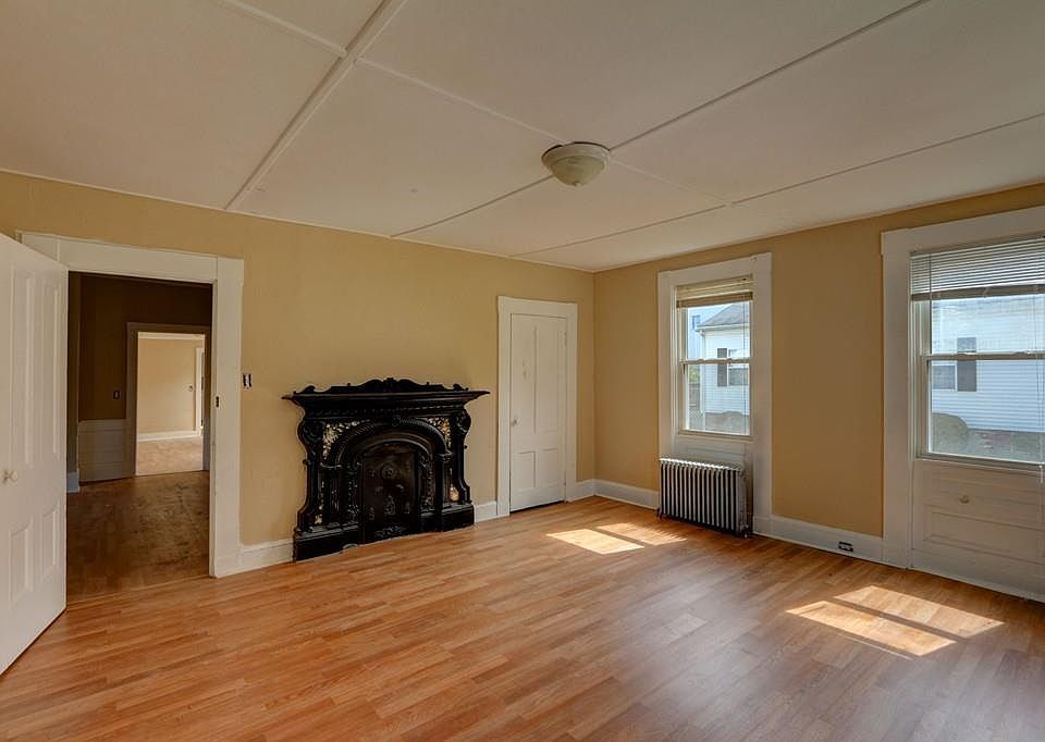 6 Pine St, Medway, MA 02053 Zillow