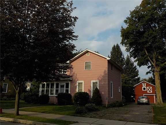 3rd image of 21 Smedley St