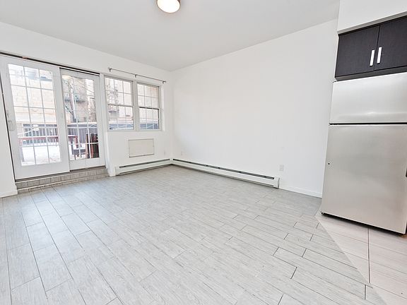 5th image of 27-57 Crescent St #B1