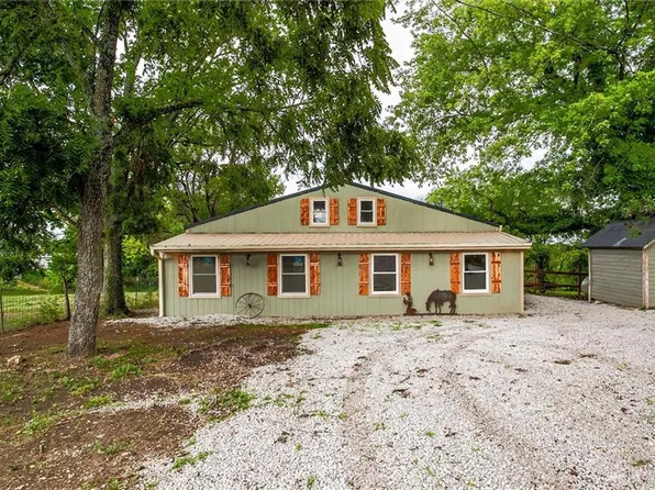 824 NW 131st Hwy, Odessa, MO 64076