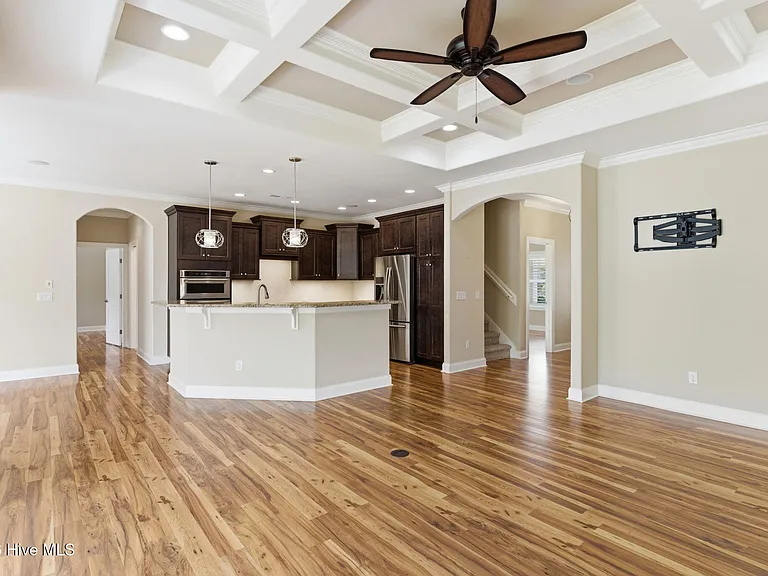 1226 Nightingale Ct — Photo 10