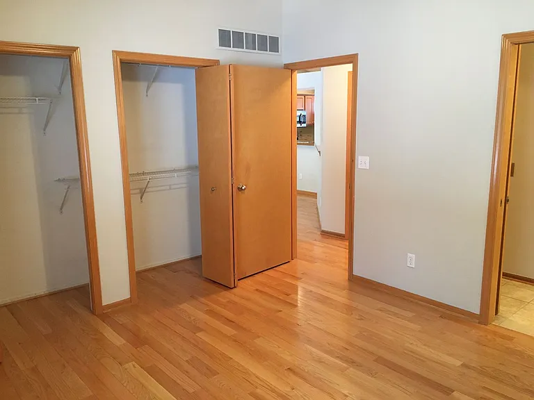 450 Abbey Mill Dr SE — Photo 8