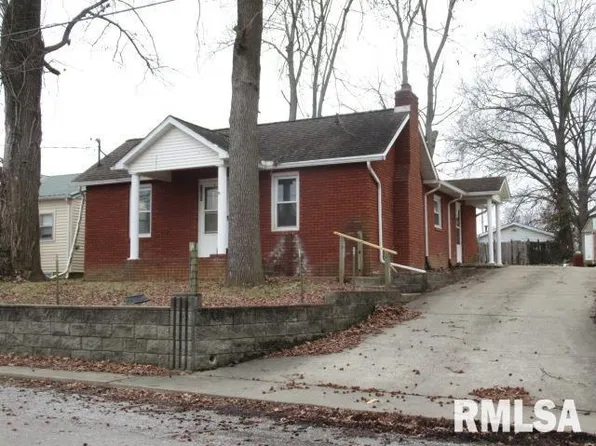 1307 S Washington St, Harrisburg, IL 62946