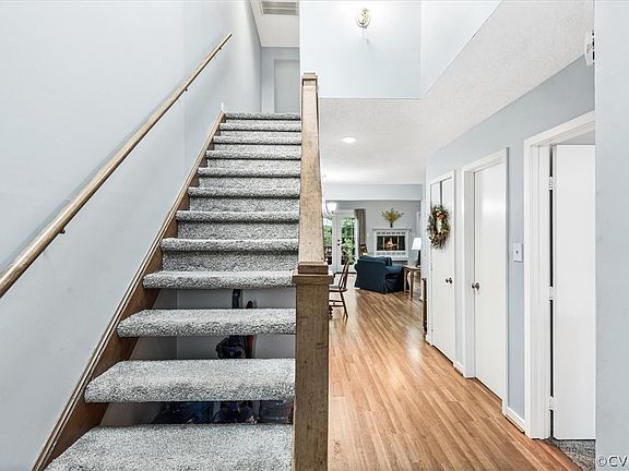 5th image of 6153 Rolling Forest Cir