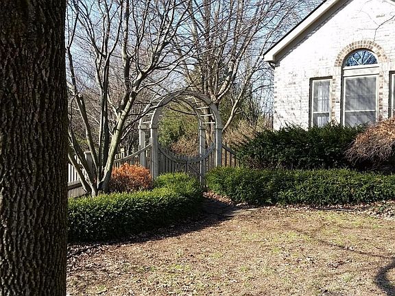 3rd image of 7764 Spyglass Hill Ct