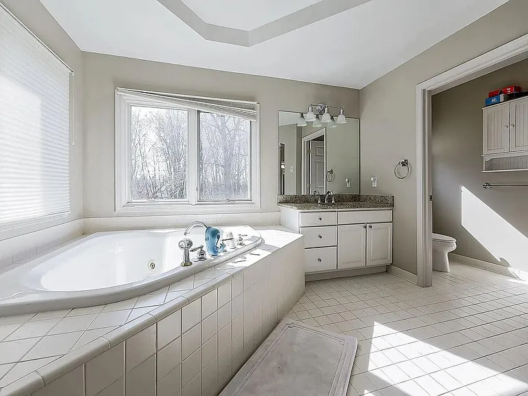 22646 Autumn Park Blvd — Photo 27