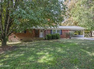 135 Edgewood Heights Ln, Powell, TN 37849