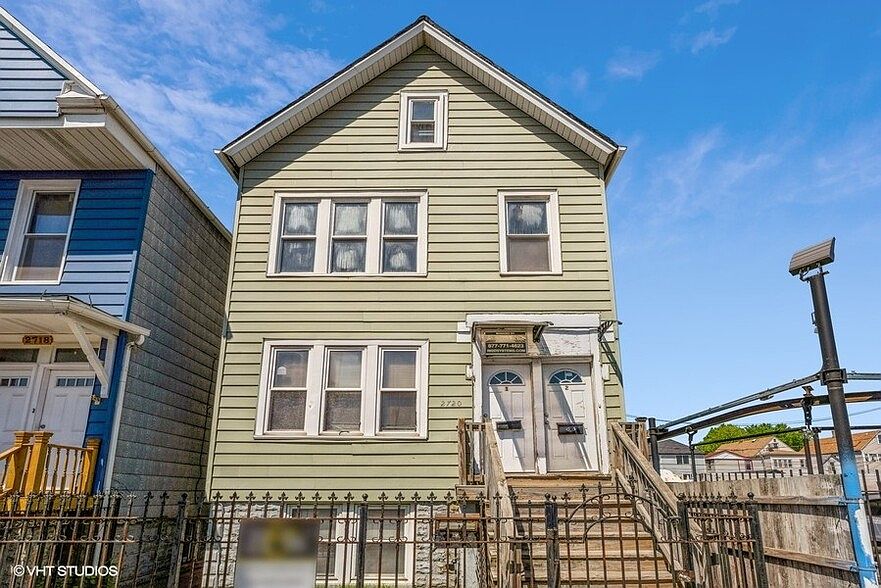 1st image of 2720 N Western Ave #2