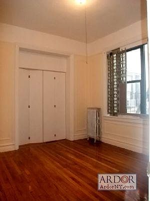 3rd image of 45 Tiemann Pl APT 6H