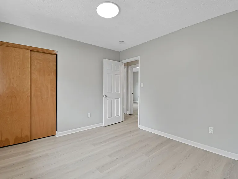 5978 Alice Dr — Photo 18
