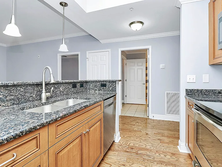 300 W 5th St #315 — Photo 5