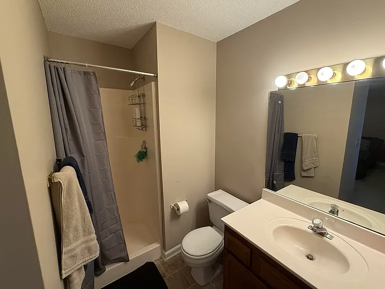 437 S Gallaher View Rd #13 — Photo 11