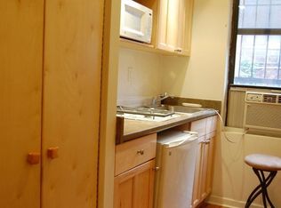 325 W 30th St APT B3, New York, NY 10001