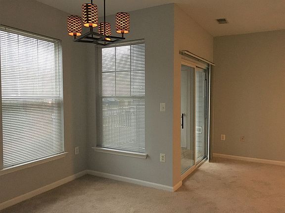 5th image of 3529 Piney Woods Pl APT I103