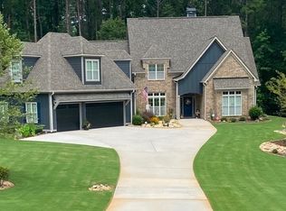 201 Drews Ridge Dr, Newnan, GA 30263