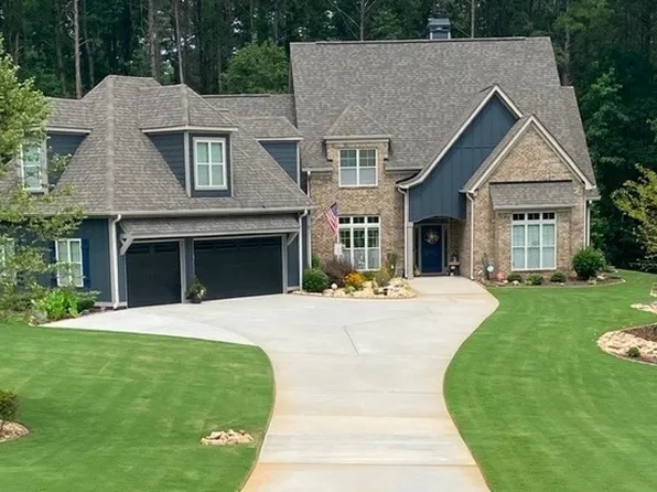 201 Drews Ridge Dr, Newnan, GA 30263