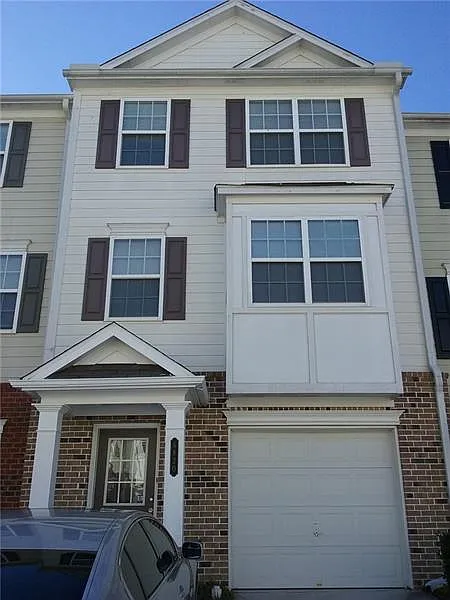 6820 Blackstone Pl #13 photo 1
