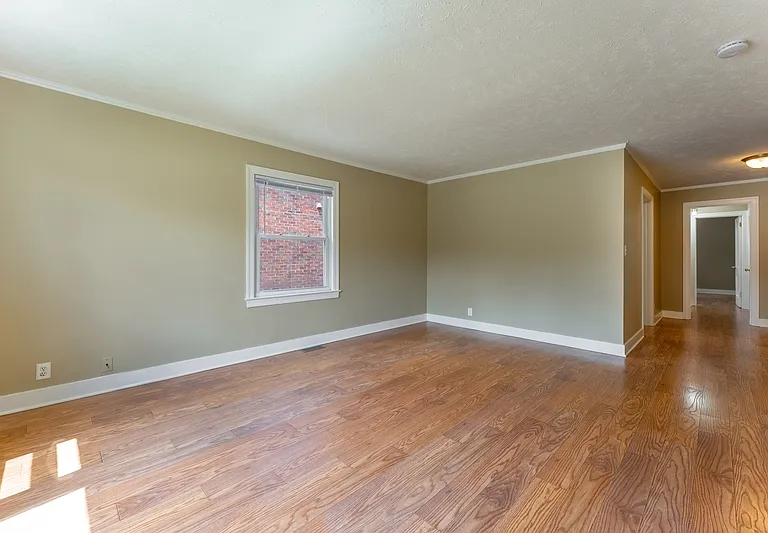 2315 Auburn St #2E — Photo 10