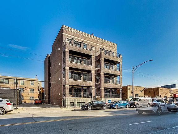 2nd image of 1324 W Grand Ave #1
