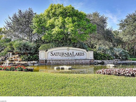 Entrance to Saturnia Lakes