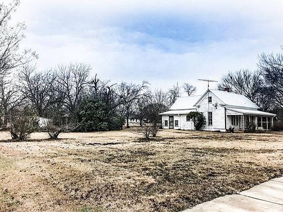 4th image of 180 N Avenue E