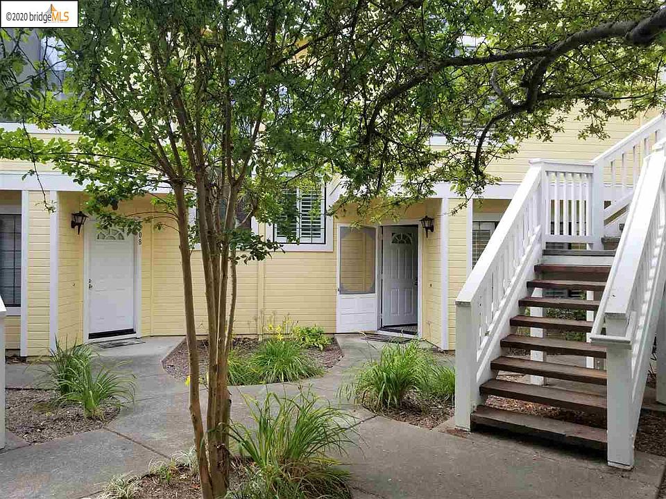 1st image of 207 Devonwood