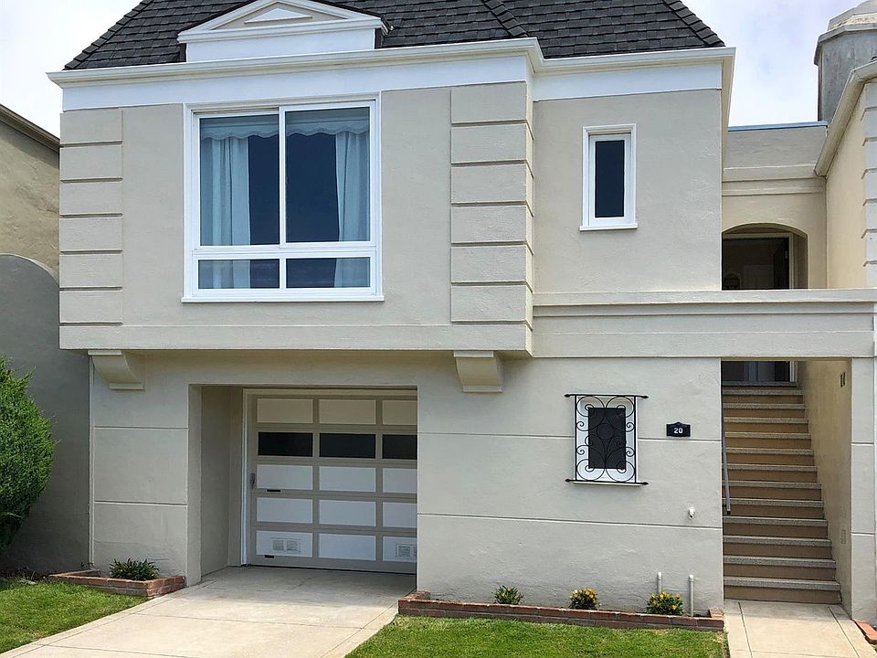 1st image of 20 Forest View Dr