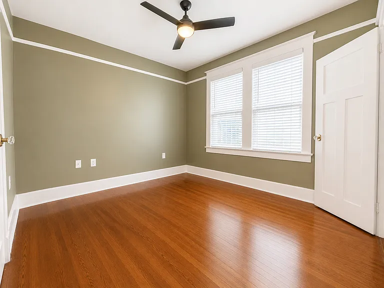 2628 Magazine St — Photo 13
