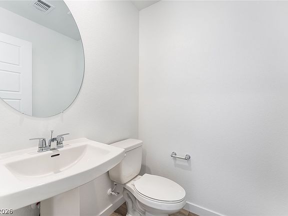 4th image of 2112 Abraham Ave