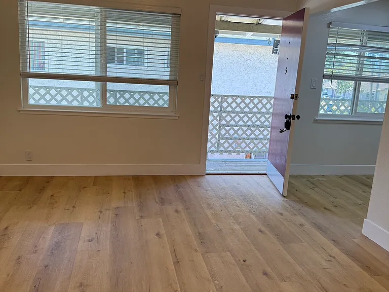 190 Boston Ave #5 — Photo 3