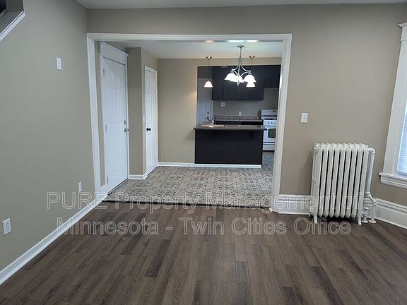 4th image of 605 Van Buren Ave APT 4