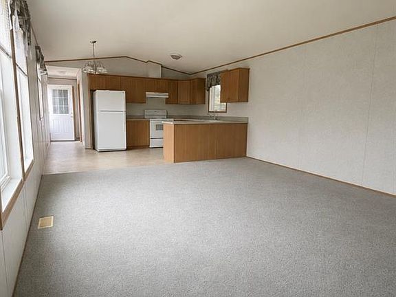 2nd image of 309 2nd AVENUE NW