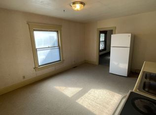 723 - 723 1/2 South St, Waterloo, IA 50701