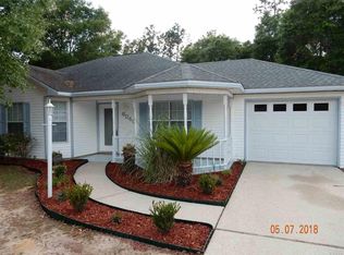 6040 Savannah Dr, Milton, FL 32570
