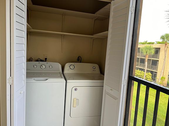 5th image of 8415 SW 107th Ave APT 318W