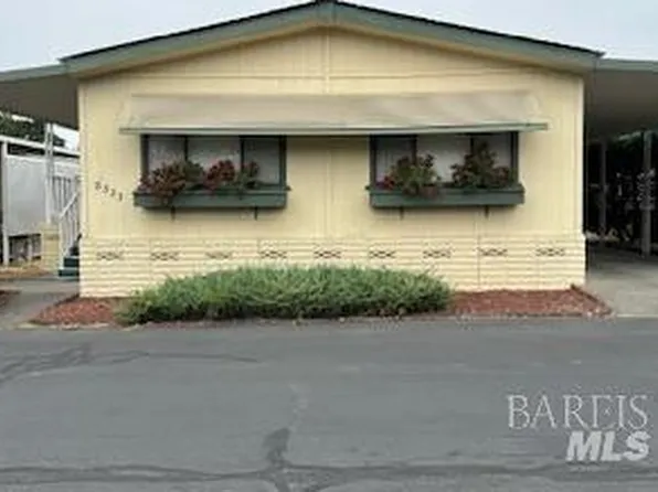 8323 Blue Spruce Way, Windsor, CA 95492