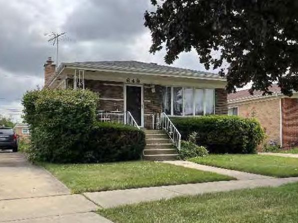 649 Escanaba Ave