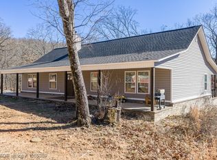 7738 Rackley Mountain Rd, Chester, AR 72934