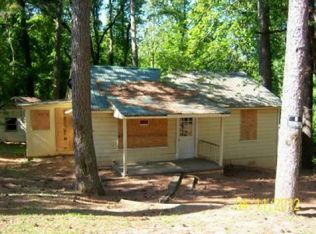 1367 West Dr, Gainesville, GA 30501