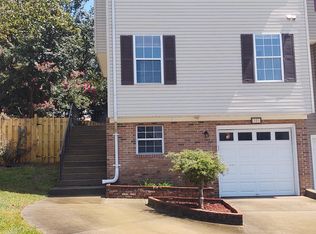 301 Staunton Ct, Stafford, VA 22554