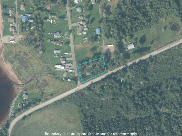 11 Jackson Point Rd, Cumberland, NS B4H 3X9