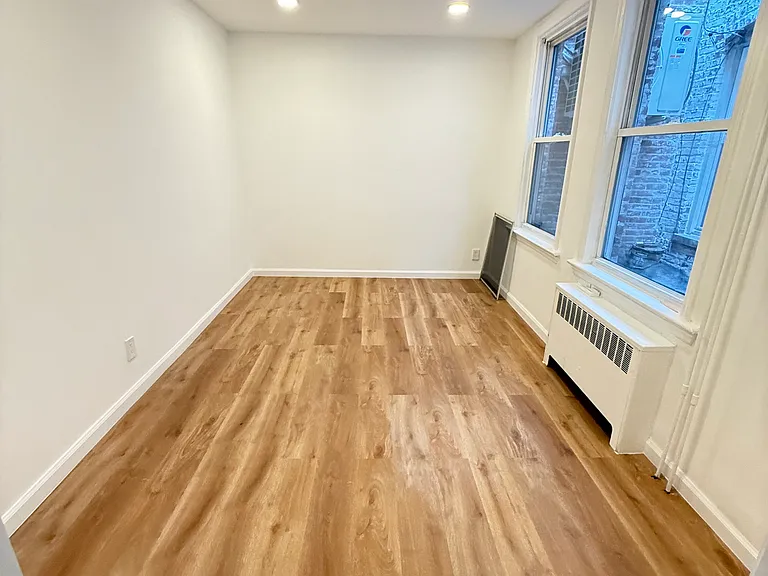 178 Ocean Ave — Photo 8